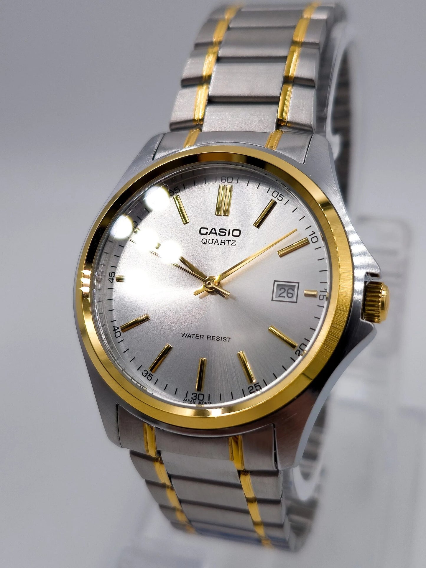 Reloj Casio MTP-1183G-7A para Hombre – Elegancia Clásica en Acero Bicolor