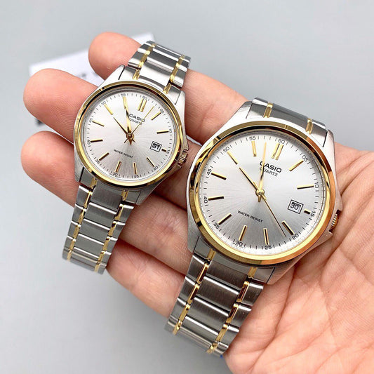 Set de Relojes Casio MTP-1183G-7A y LTP-1183G-7A – Elegancia Clásica en Acero Bicolor para Parejas