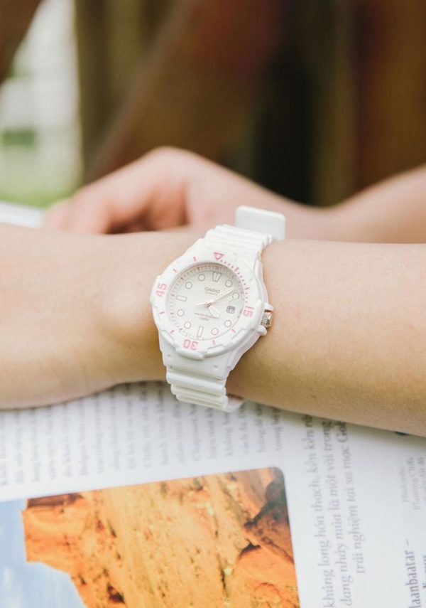 Reloj Casio Análogo LRW -200H- 4E2VDR  - Mujer - Imagen 2