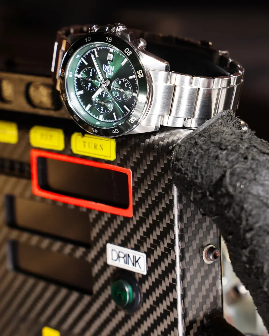 Reloj Casio Edifice EFR-526D-3AVUDF Hombre – Cronógrafo Verde Grisáceo 100M – Casio Perú Reloj Casio Edifice EFR-526D-3AVUDF Hombre – Cronógrafo Verde Grisáceo 100M - Imagen 2