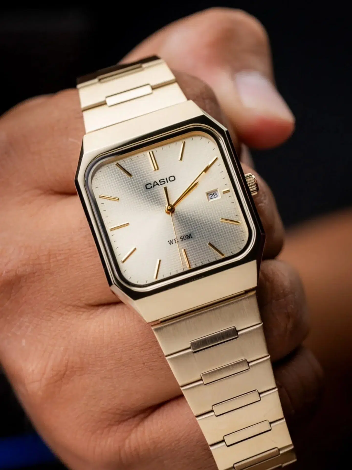 Reloj Casio MTP-B185G-9AVDF Hombre – Dorado Acero 50M – Casio Perú Reloj Casio MTP-B185G-9AVDF Hombre – Dorado Acero 50M - Imagen 2
