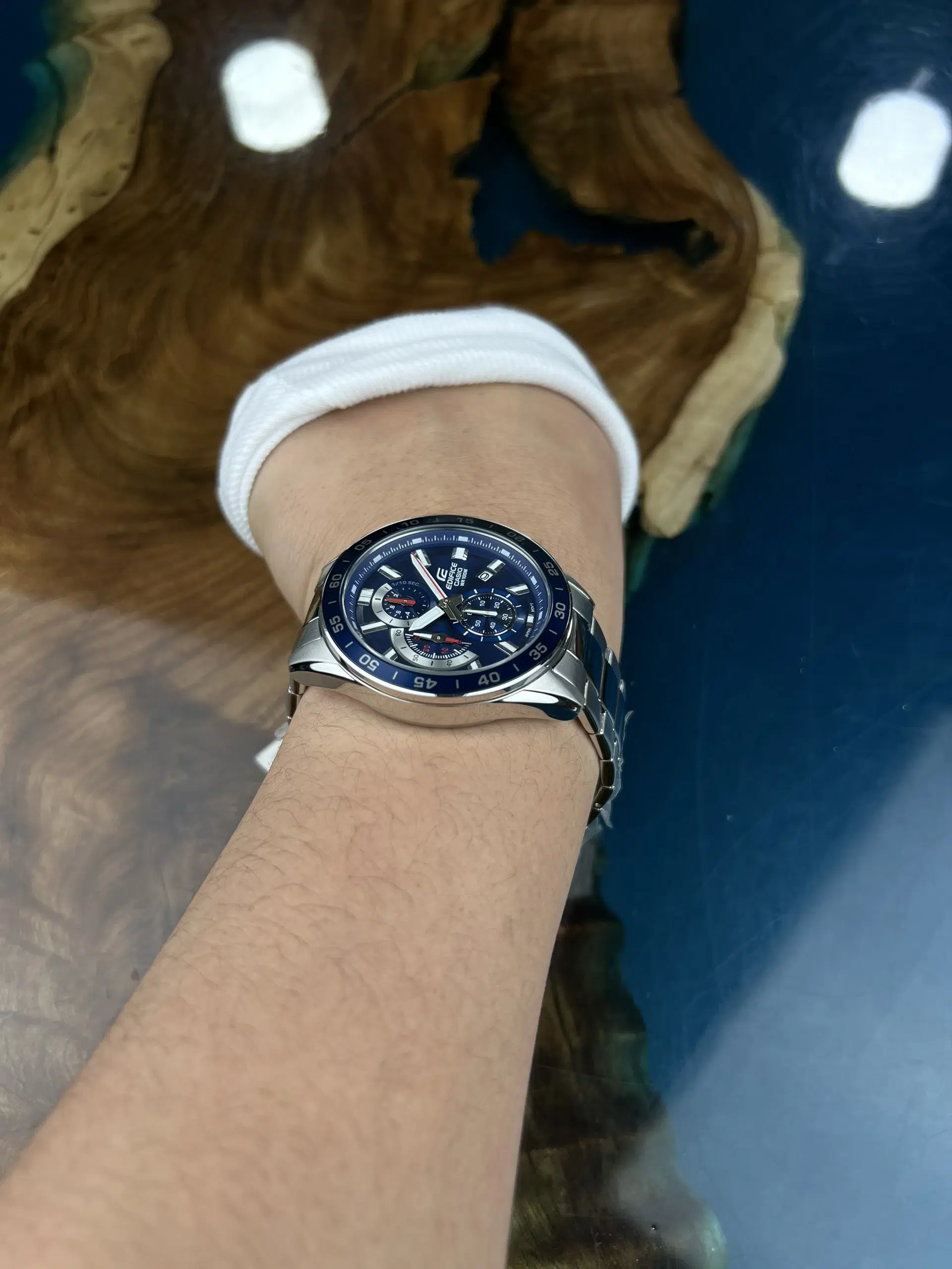 Reloj Casio Edifice EFV-550D-2AVUDF Hombre – Cronógrafo Azul Acero 100M – Casio Perú Reloj Casio Edifice EFV-550D-2AVUDF Hombre – Cronógrafo Azul Acero 100M - Imagen 5