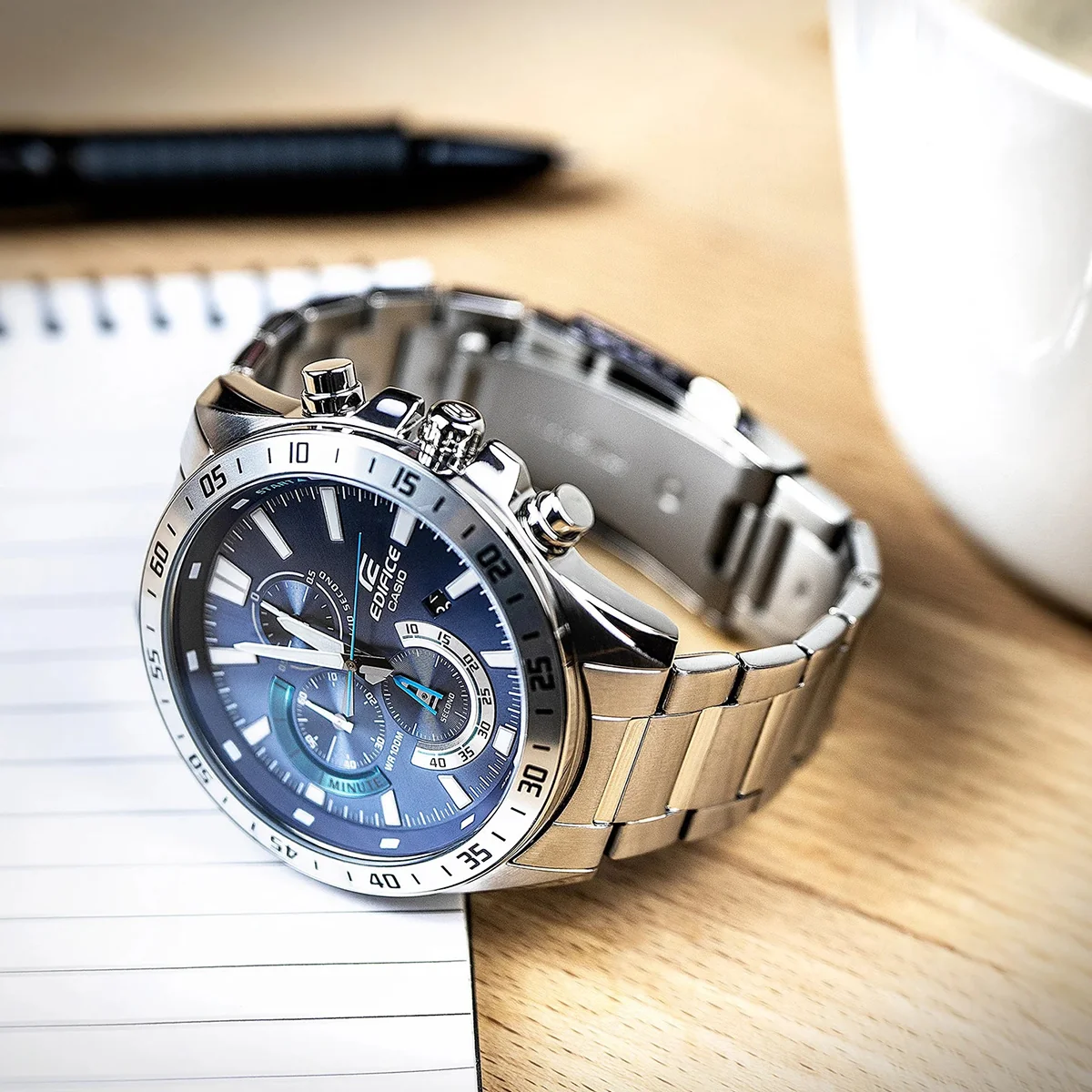 Reloj Casio Edifice EFV-620D-2AVUDF Hombre – Cronógrafo Azul Acero 100M – Casio Perú Reloj Casio Edifice EFV-620D-2AVUDF Hombre – Cronógrafo Azul Acero 100M - Imagen 3