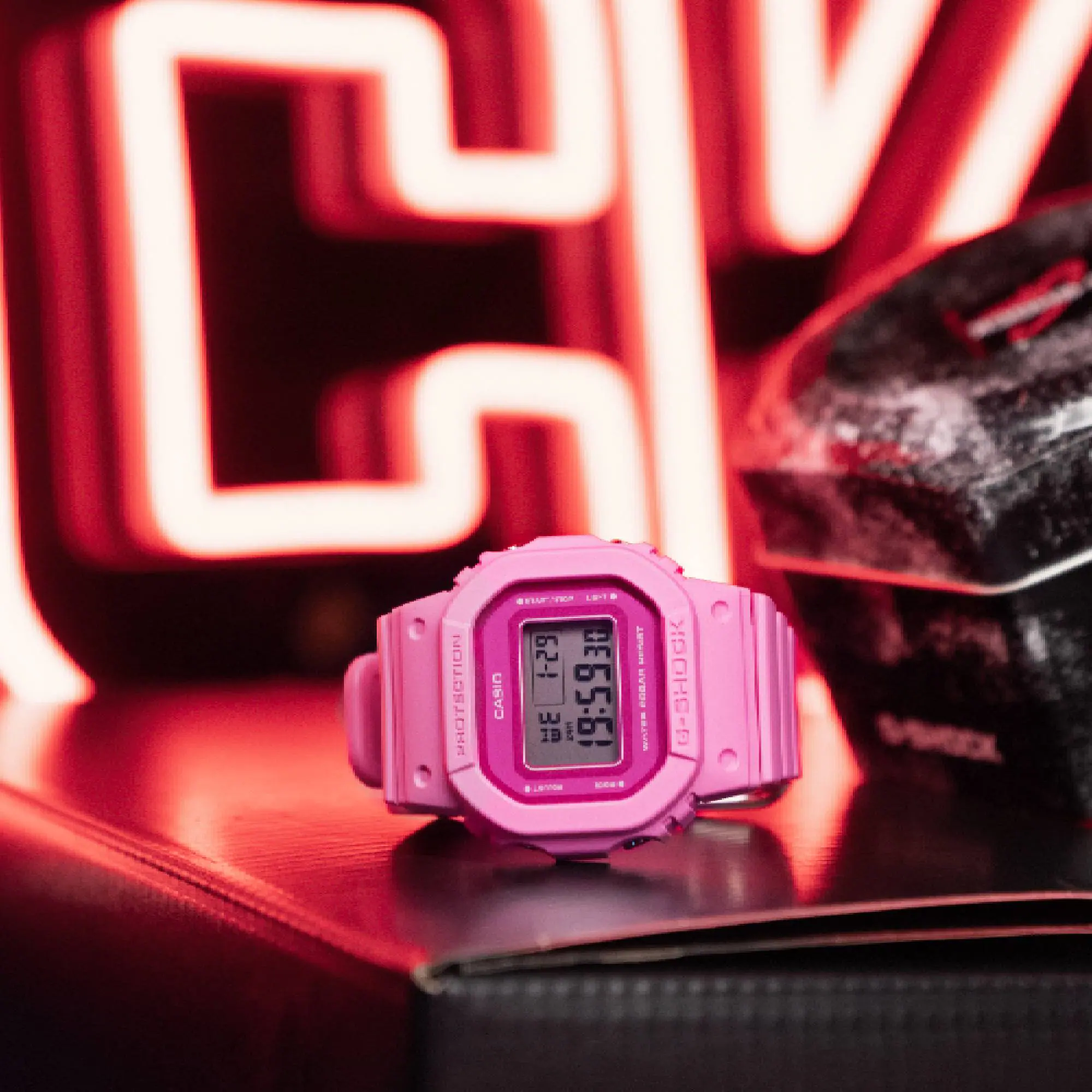 Reloj Casio G-Shock GMD-S5610PP-4 Mujer – Digital Rosa Power Pink 200M – Casio Perú Reloj Casio G-Shock GMD-S5610PP-4 Mujer – Digital Rosa Power Pink 200M - Imagen 3