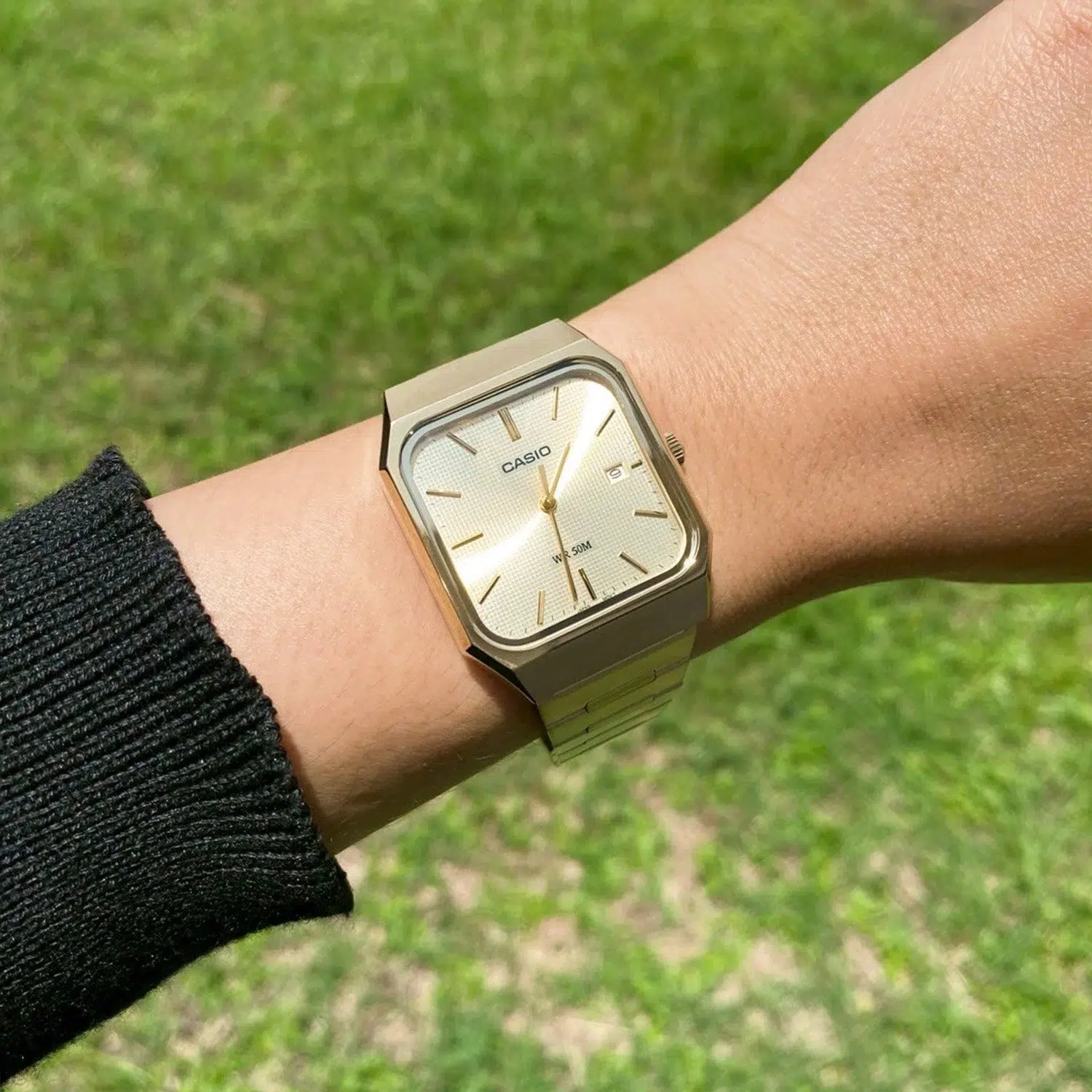 Reloj Casio MTP-B185G-9AVDF Hombre – Dorado Acero 50M – Casio Perú Reloj Casio MTP-B185G-9AVDF Hombre – Dorado Acero 50M - Imagen 4