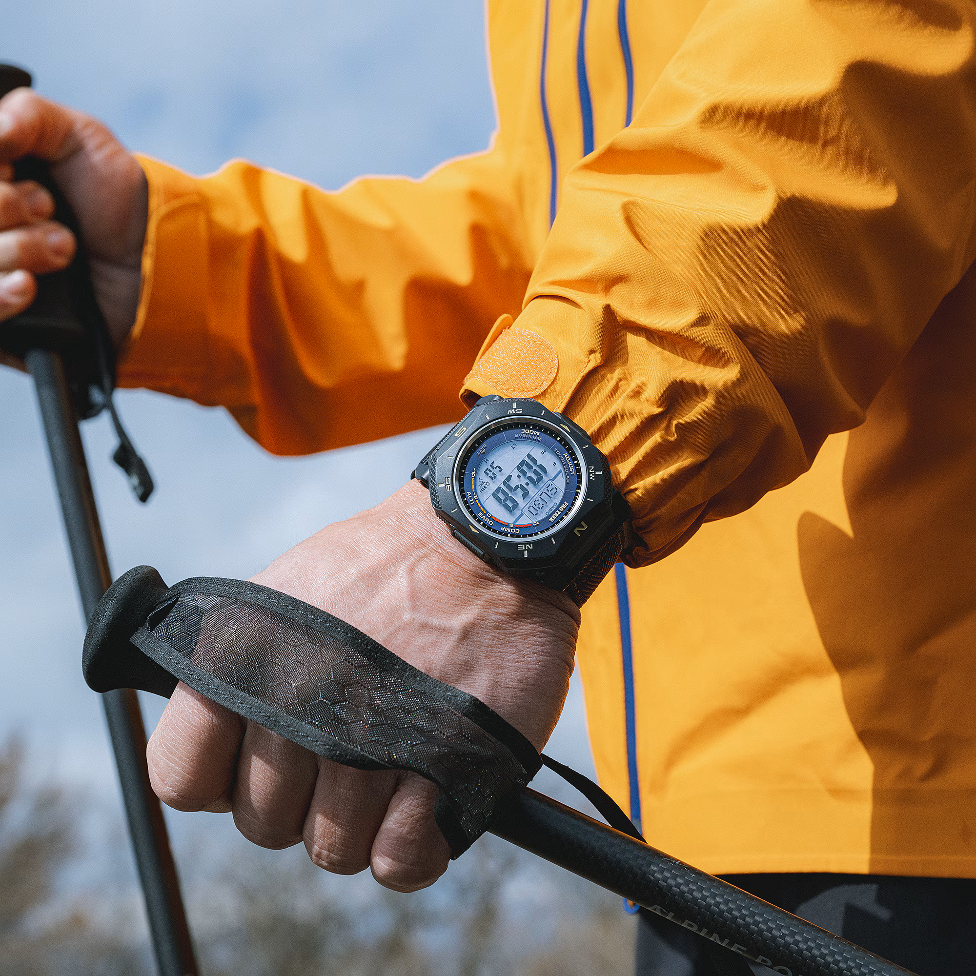 Reloj Casio Pro Trek PRG-69B-1DR Hombre – Digital Negro Correa de Tela Triple Sensor Tough Solar 100M – Casio Perú Reloj Casio Pro Trek PRG-69B-1DR Hombre – Digital Negro Correa de Tela Triple Sensor Tough Solar 100M - Imagen 2