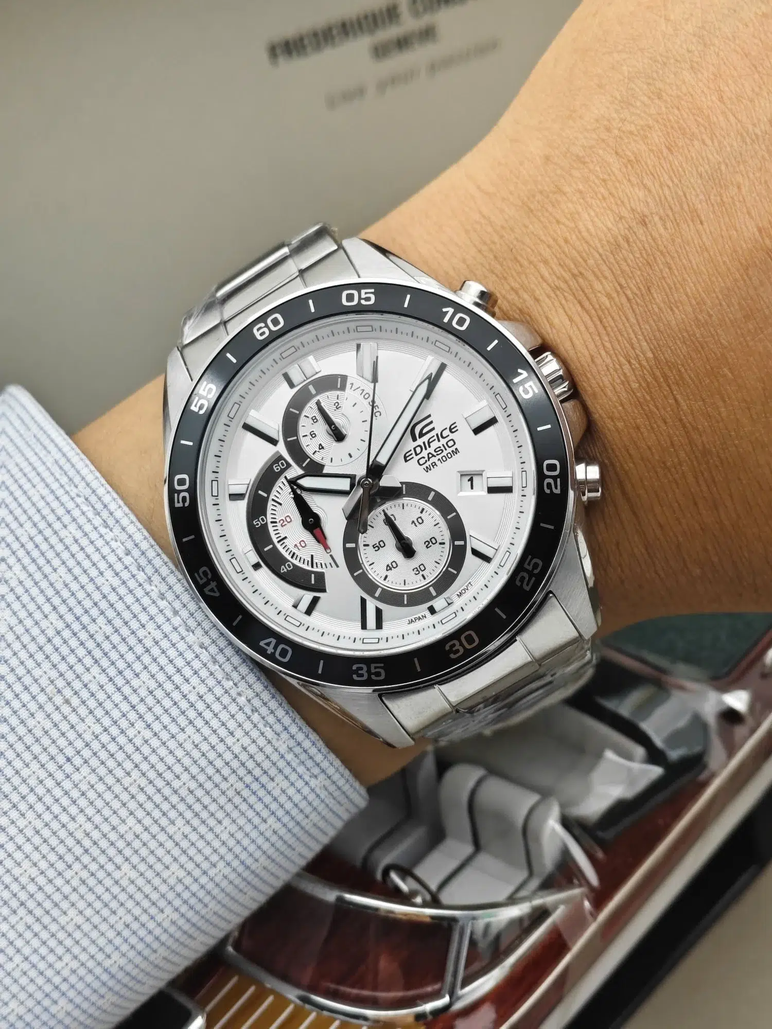 Reloj Casio Edifice EFV-550D-7AVUDF Hombre – Cronógrafo Acero 100M – Casio Perú Reloj Casio Edifice EFV-550D-7AVUDF Hombre – Cronógrafo Acero 100M - Imagen 3