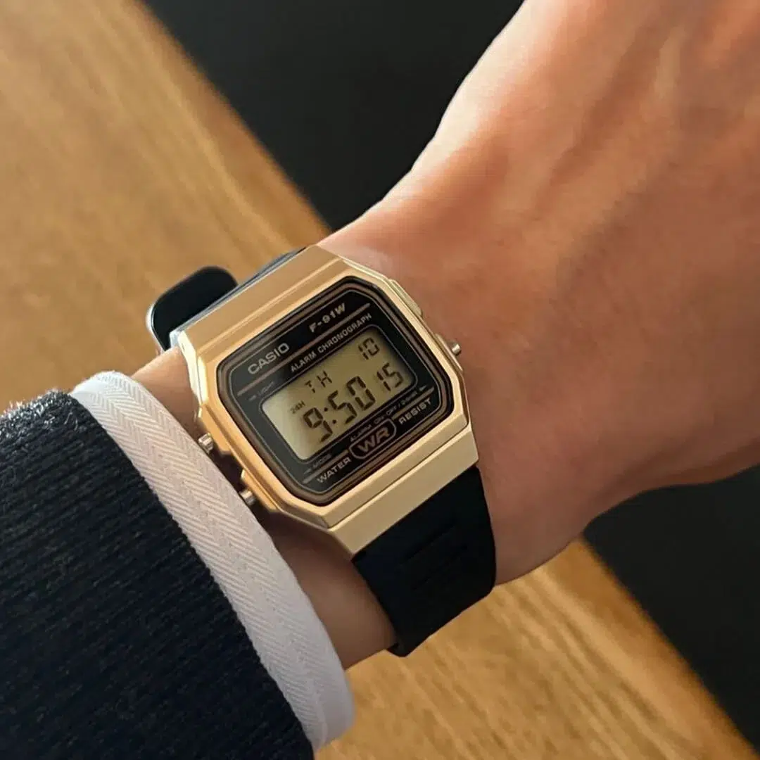 Reloj Casio F-91WM-9ADF Unisex – Digital Negro Dorado Clásico – Casio Perú Reloj Casio F-91WM-9ADF Unisex – Digital Negro Dorado Clásico - Imagen 2