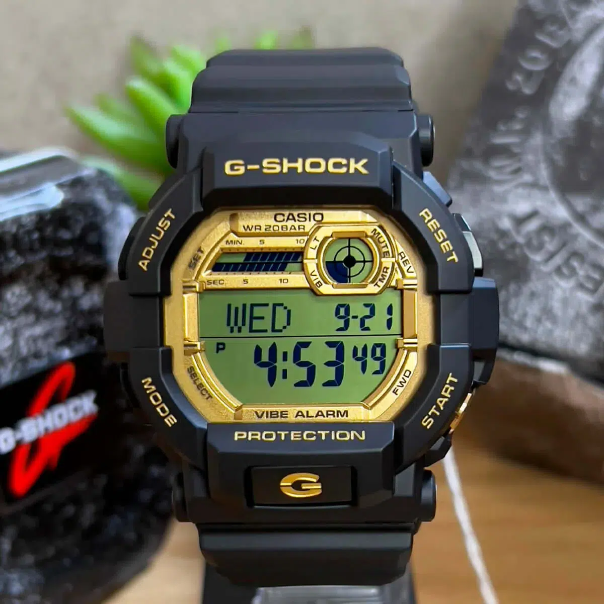 Reloj Casio G-Shock GD-350GB-1DR Hombre – Digital Negro Dorado Vibración 200M – Casio Perú Reloj Casio G-Shock GD-350GB-1DR Hombre – Digital Negro Dorado Vibración 200M - Imagen 4