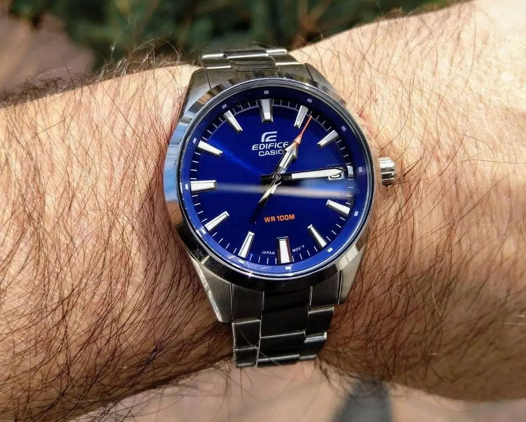 Reloj Casio Edifice EFV-100D-2AVUDF Hombre – Acero Esfera Azul 100M – Casio Perú Reloj Casio Edifice EFV-100D-2AVUDF Hombre – Acero Esfera Azul 100M - Imagen 2